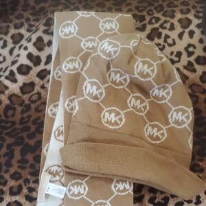 Michael Kors Tan and White Knit Set